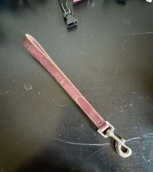Like New 13" Leather dog leash_Amish Handmade